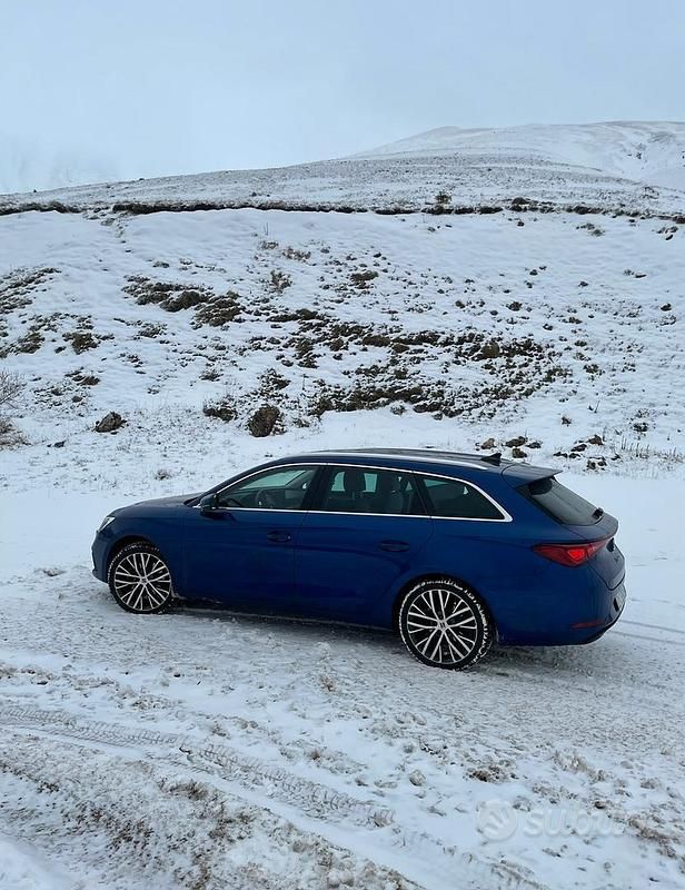 Usata Seat Leon 180 CV (132 kW) 2020 Blu Station wagon