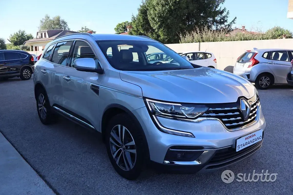 Usata Renault Koleos Business 150 CV (110 kW) 2021 Argento SUV
