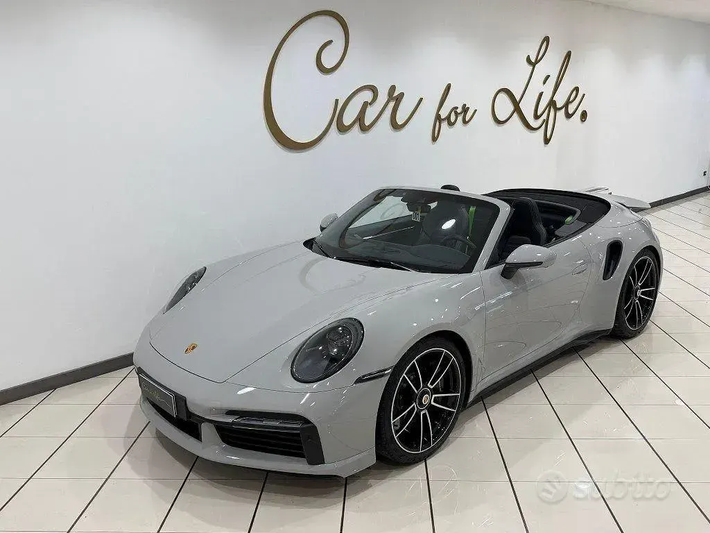 Usata Porsche 911 Turbo S Cabriolet 650 CV (478 kW) 2023 Gesso Cabrio