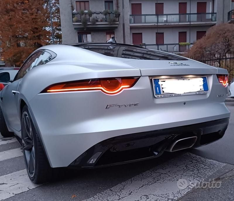 Usata Jaguar F-Type 2019 Grigio Coupé