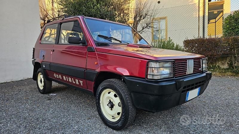 Usata Fiat Panda 4x4 45 CV (33 kW) 1991 Rosso Utilitaria