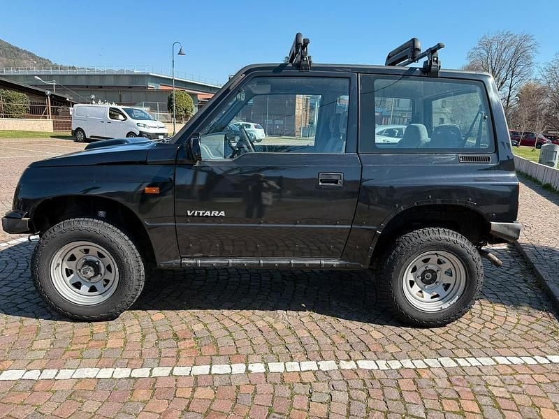 Usata Suzuki Vitara 75 CV (55 kW) 2000 SUV