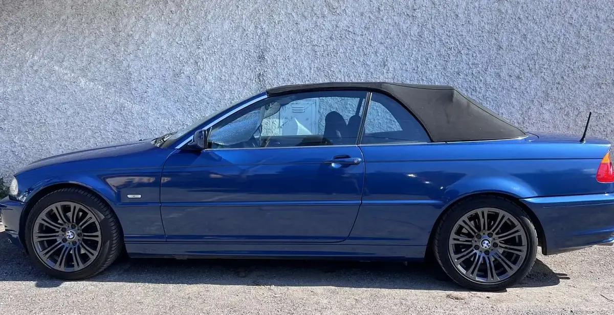 Usata BMW 320 Cabriolet 170 CV (125 kW) 2002 Cabrio