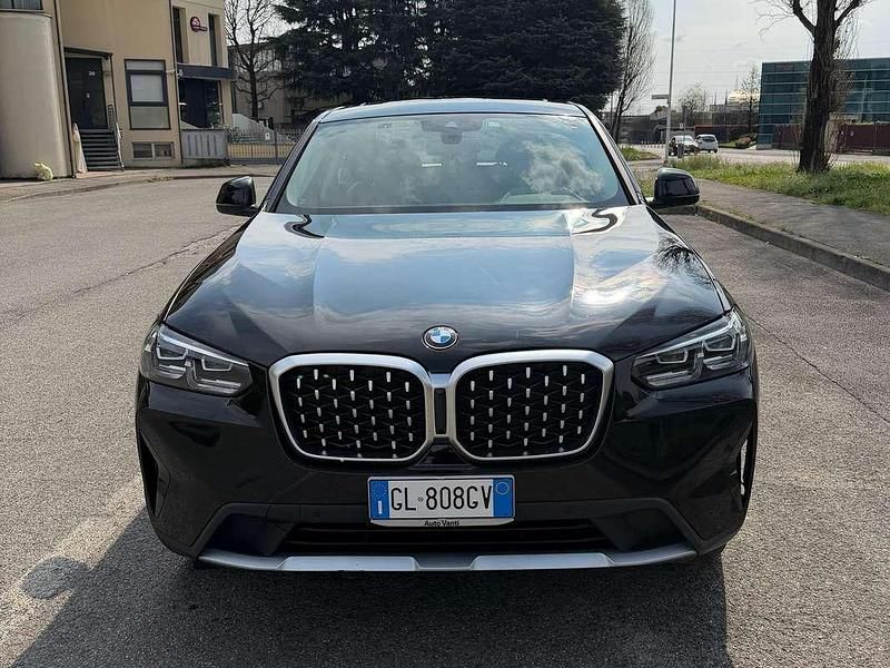 Usata BMW X4 Comfort Edition 190 CV (139 kW) 2022 Nero SUV
