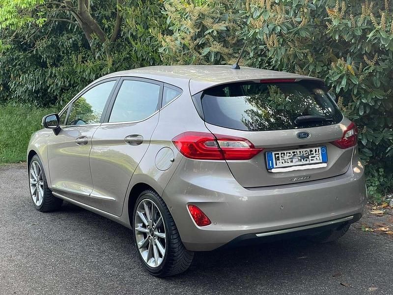 Usata Ford Fiesta Vignale 101 CV (74 kW) 2018 Oro Utilitaria