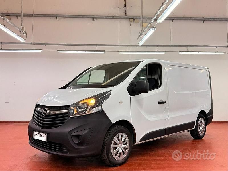 Usata Opel Vivaro 116 CV (85 kW) 2016 Bianco Monovolume