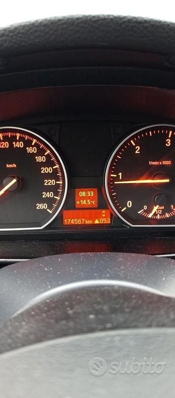 Usata BMW 120 163 CV (119 kW) 2007 Utilitaria