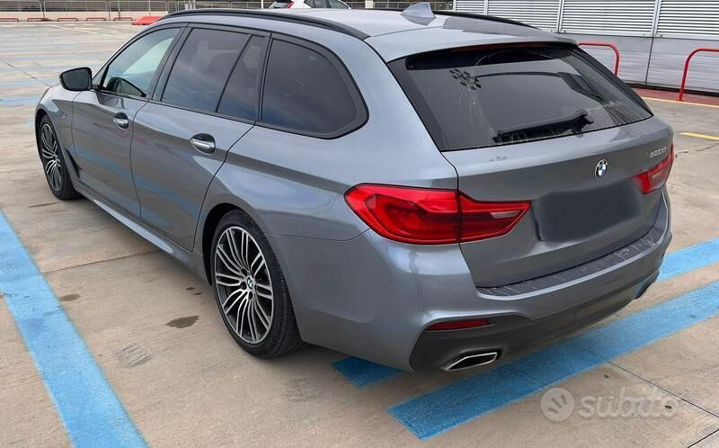Usata BMW 520 M Sport 190 CV (139 kW) 2019 Grigio Station wagon