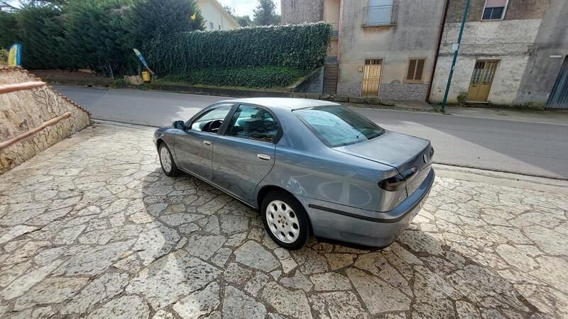 Usata Alfa Romeo 166 136 CV (100 kW) 2000 Grigio Berlina