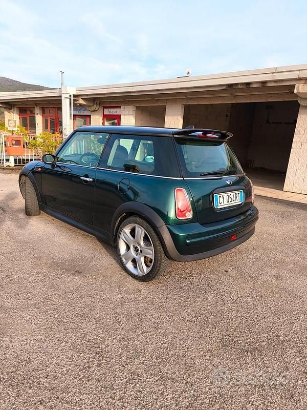 Usata Mini One D 88 CV (64 kW) 2005 Verde Utilitaria