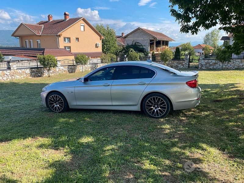 Usata BMW 520 184 CV (135 kW) 2011 Grigio Berlina