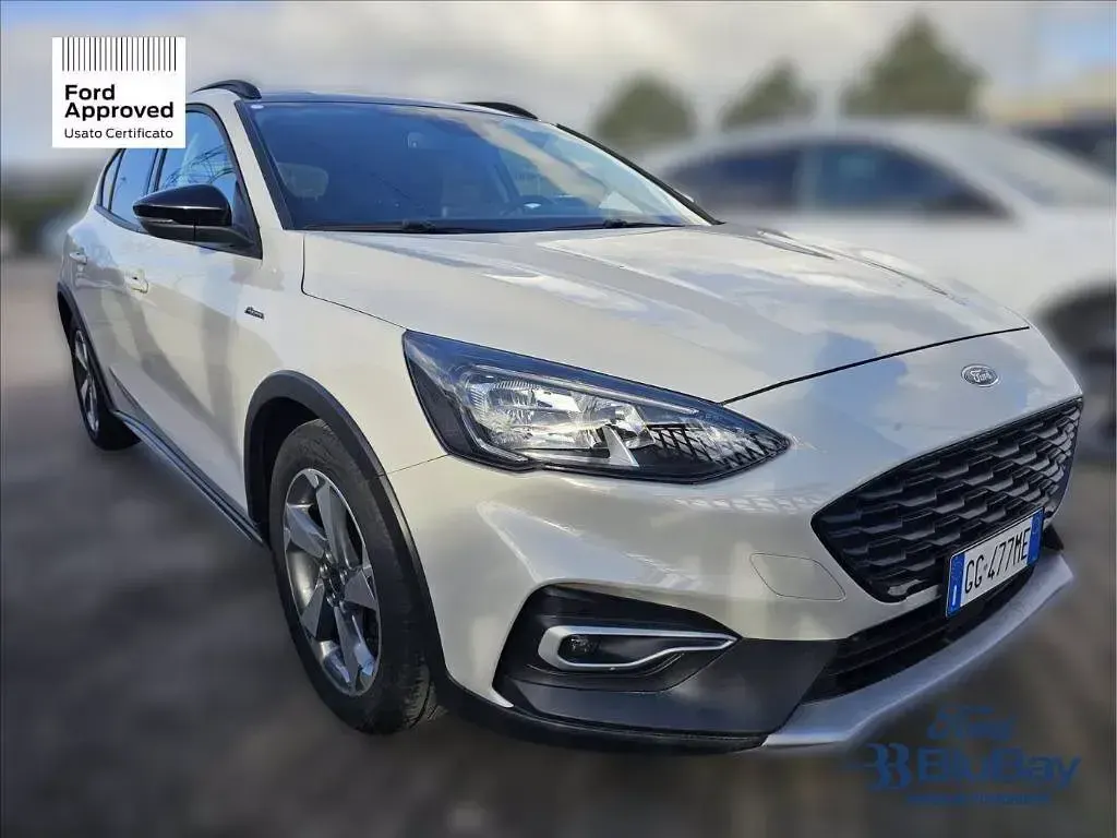 Usata Ford Focus Active 125 CV (91 kW) 2021 Bianco Berlina
