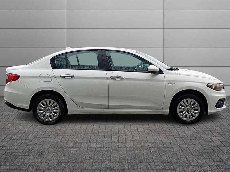 Usata Fiat Tipo Easy 95 CV (69 kW) 2018 Other Utilitaria