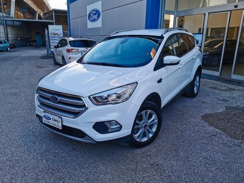 Bianco Usata 2018 Ford Kuga Titanium SUV | 13.800 € (Buon prezzo) - Immagine 1/4
