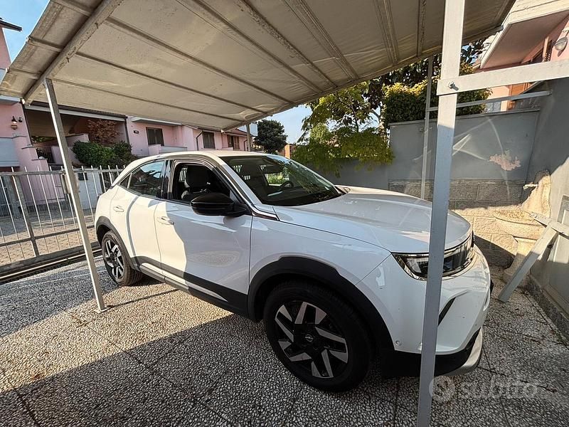 Usata Opel Mokka Elegance 101 CV (74 kW) 2022 Bianco SUV