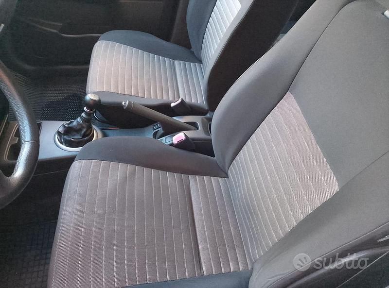 Usata Fiat Sedici 135 CV (99 kW) 2013 Grigio SUV