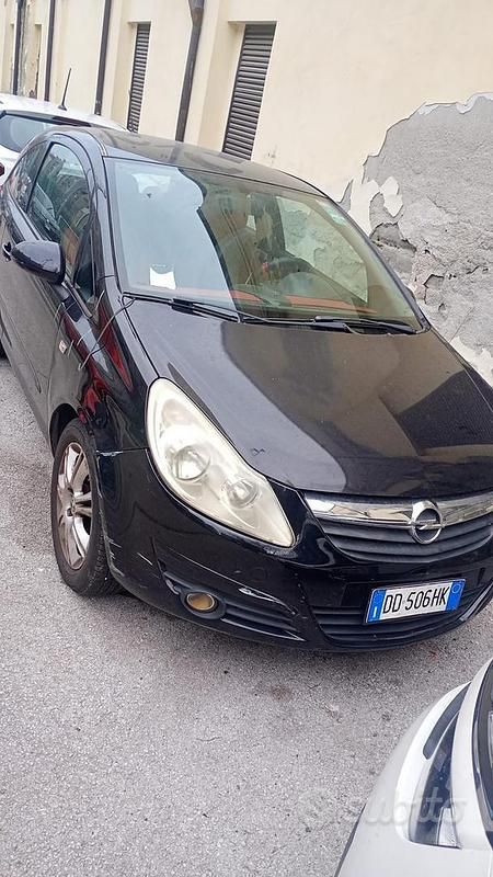 Usata Opel Corsa 2006 Nero Utilitaria