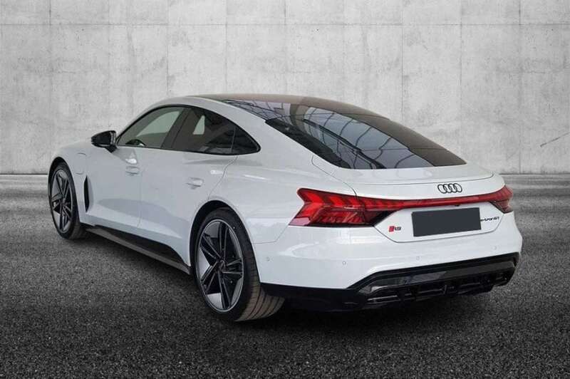 Usata Audi e-tron GT quattro Ambiente 141 kW (193 CV) 2023 Grigio Berlina