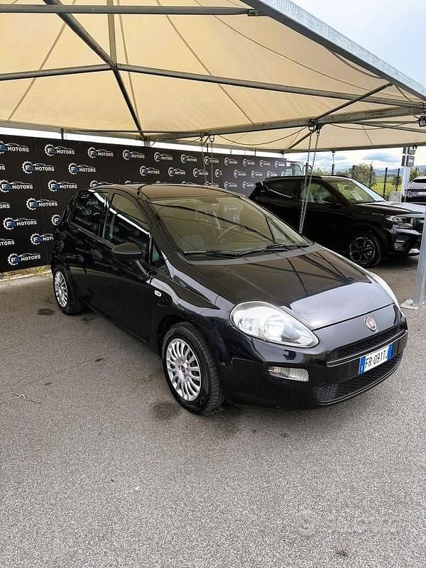 Usata Fiat Punto 69 CV (50 kW) 2018 Nero Utilitaria
