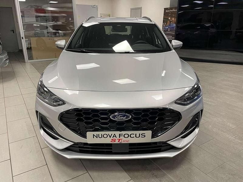 Nuova Ford Focus ST-Line 125 CV (91 kW) 2025 Moondust silver Station wagon