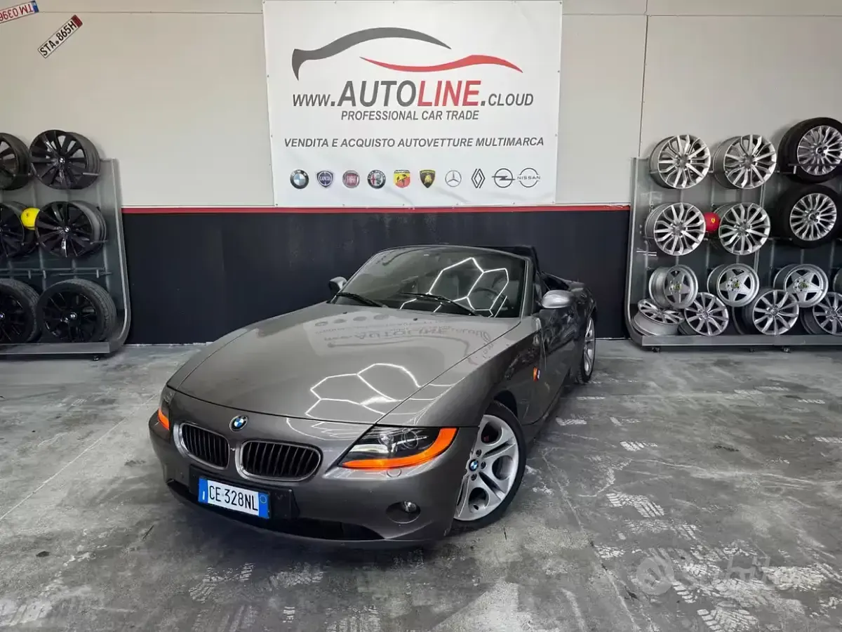 Usata BMW Z4 192 CV (141 kW) 2003 Grigio Cabrio