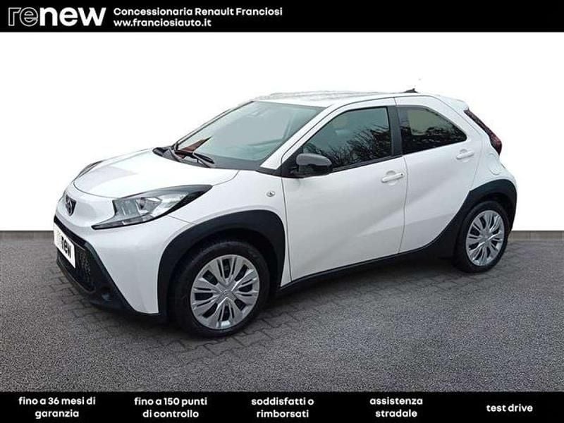 Bianco Usata 2024 Toyota Aygo X Active SUV | 13.990 € (Super prezzo) - Immagine 1/4
