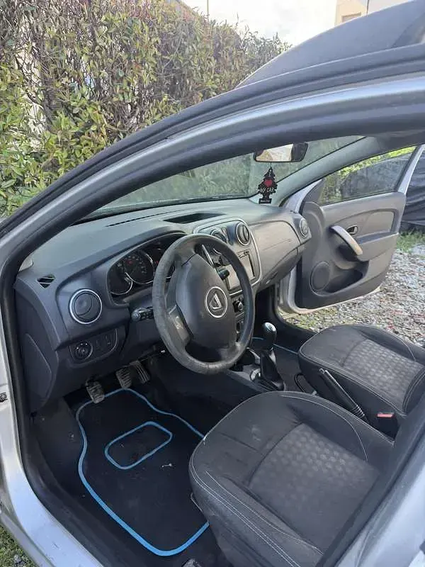 Usado Dacia Logan MCV Ambiance 90 CV (66 kW) 2014 Familiar