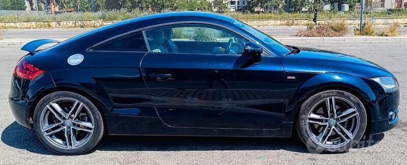 Usata Audi TT Ambiente 170 CV (125 kW) 2010 Blu/azzurro Coupé