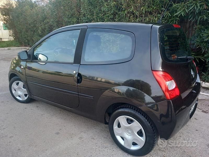 Usata Renault Twingo 75 CV (55 kW) 2010 Nero Utilitaria