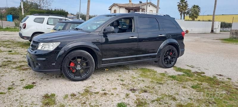 Usata Fiat Freemont 170 CV (125 kW) 2012 Nero SUV