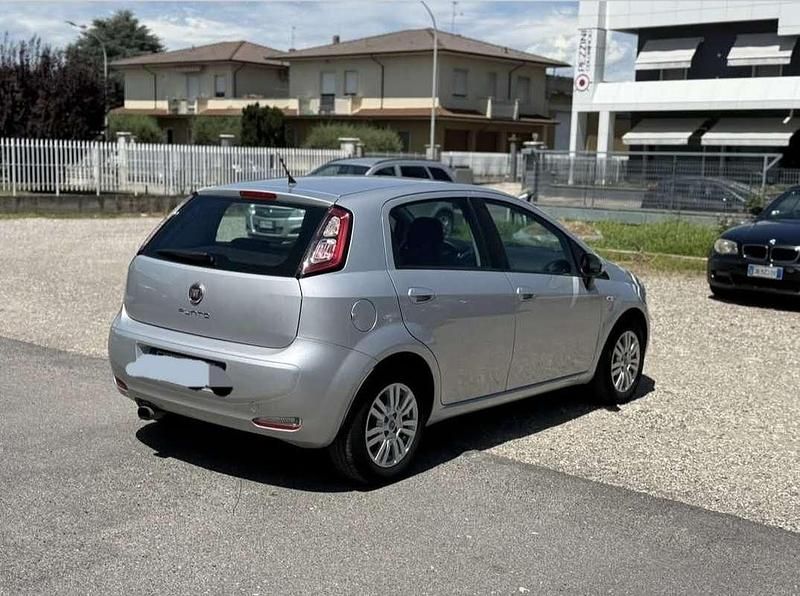 Usata Fiat Punto 69 CV (50 kW) 2015 Utilitaria