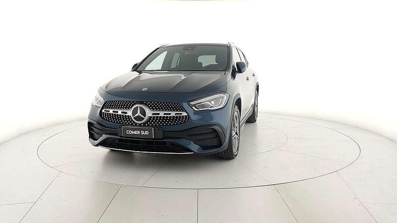 Usata Mercedes GLA250 Premium 160 CV (117 kW) 2022 Blu SUV