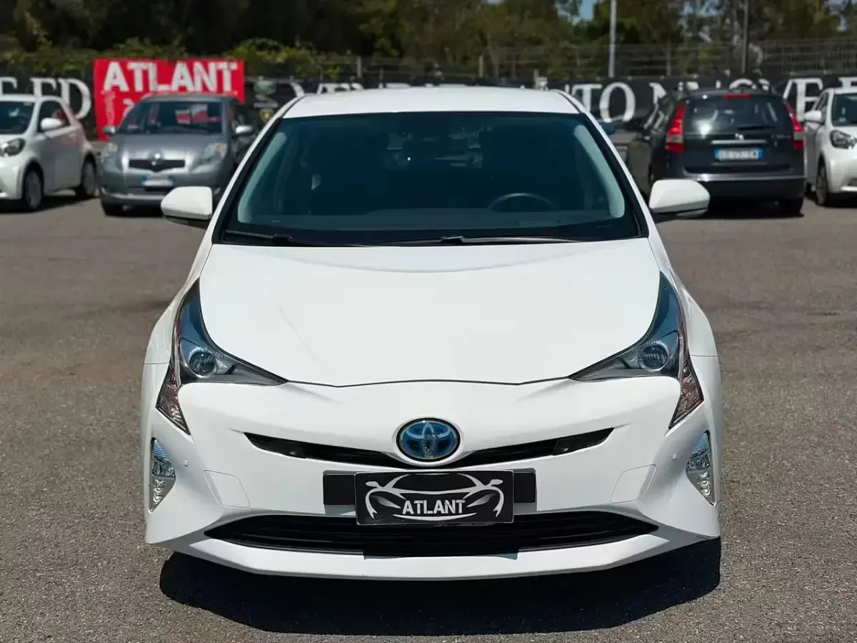 Usata Toyota Prius Style 99 CV (72 kW) 2019 Bianco Utilitaria