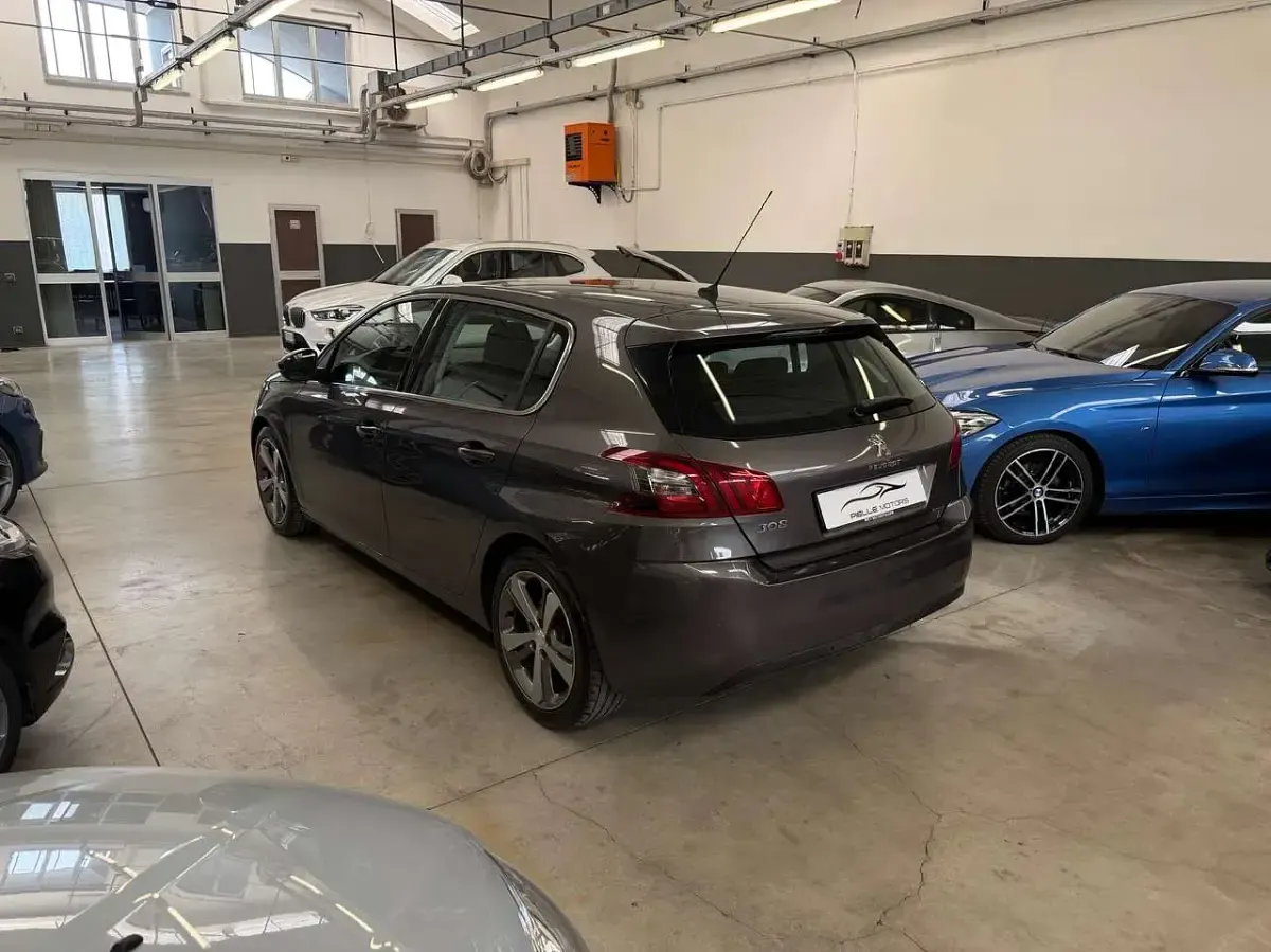Usata Peugeot 308 Allure 131 CV (96 kW) 2020 Grigio Berlina