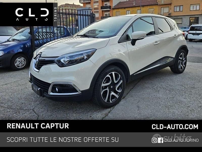 Usata Renault Captur 90 CV (66 kW) 2013 Beige SUV