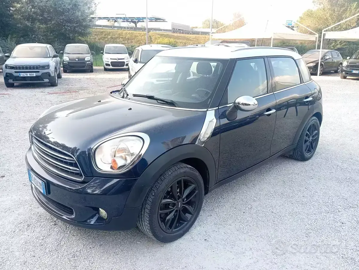 Usata Mini Cooper Countryman 111 CV (81 kW) 2014 Bluazzurro SUV