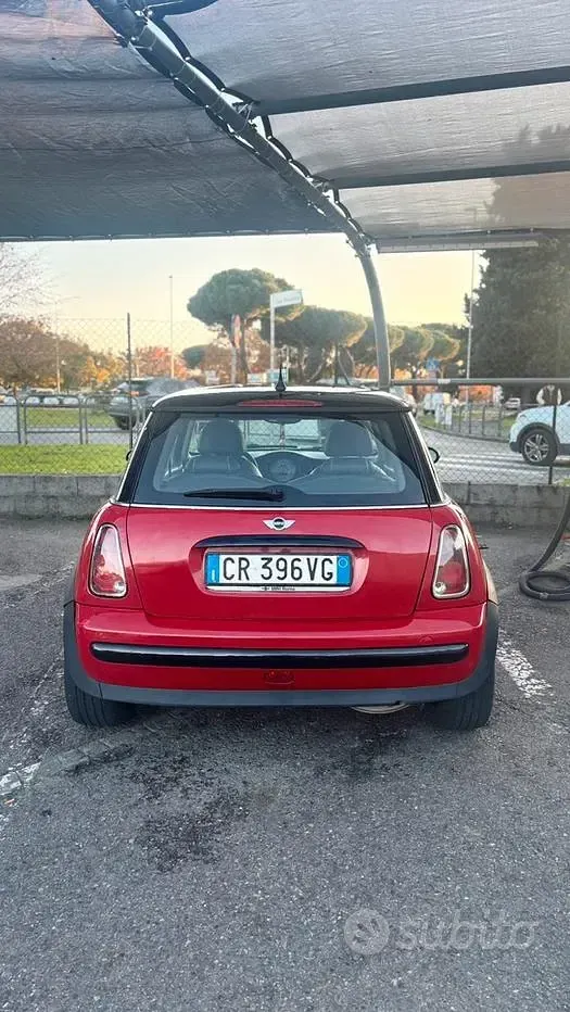 Usata Mini One D 75 CV (55 kW) 2004 Rosso Utilitaria