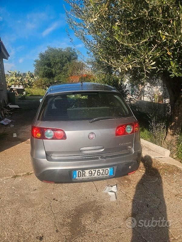 Usata Fiat Croma 150 CV (110 kW) 2009 Grigio Station wagon