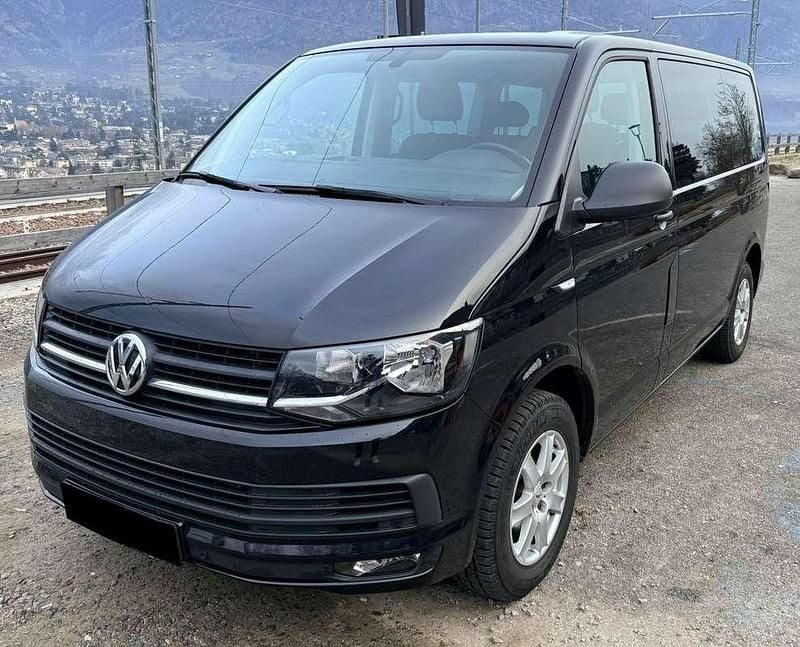Usata VW Multivan Comfortline 150 CV (110 kW) 2016 Nero Furgone