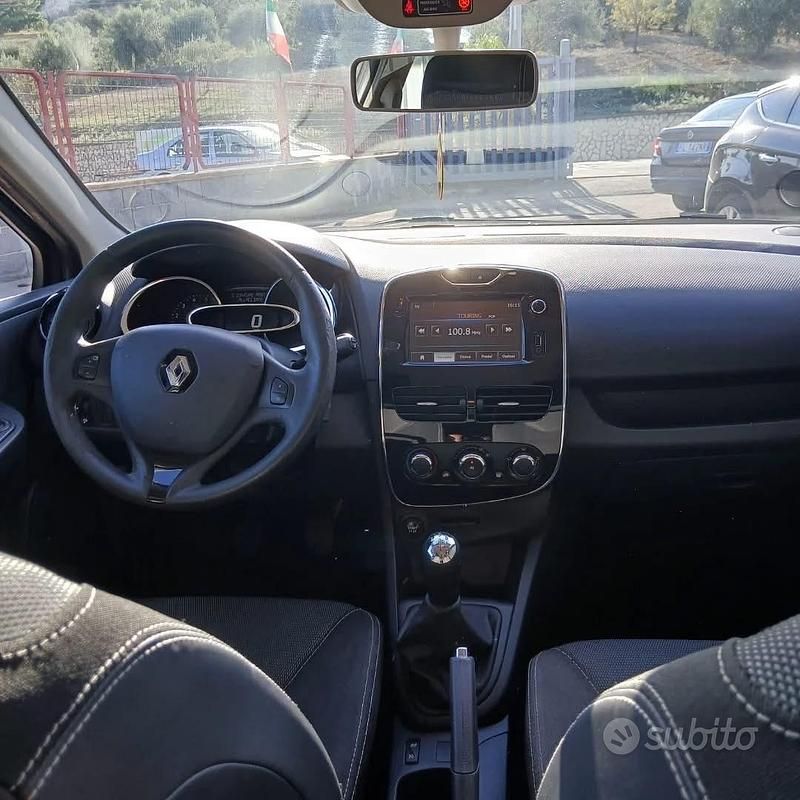 Usata Renault Clio GrandTour 75 CV (55 kW) 2013 Station wagon