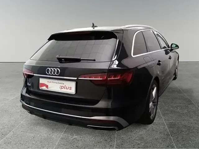 Usata Audi A4 S-Line 204 CV (150 kW) 2024 Nero Station wagon