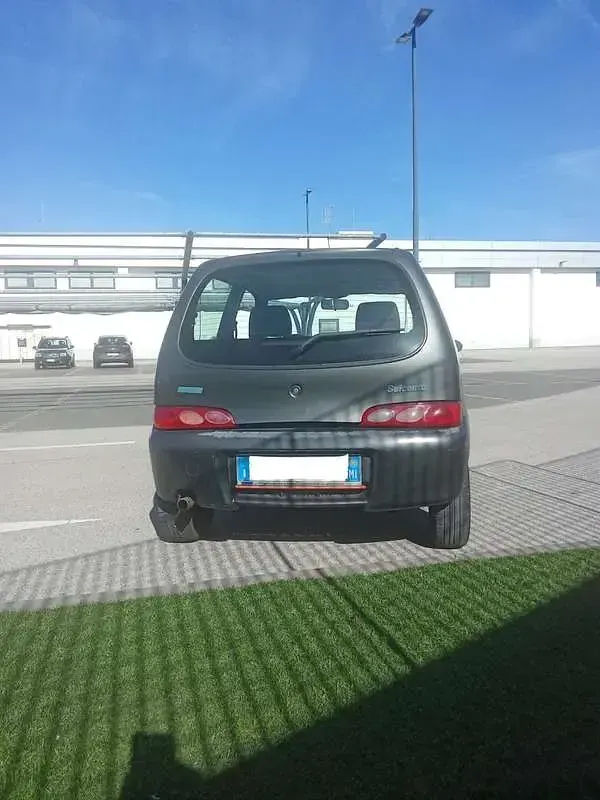 Usata Fiat Seicento 54 CV (39 kW) 2000 Utilitaria