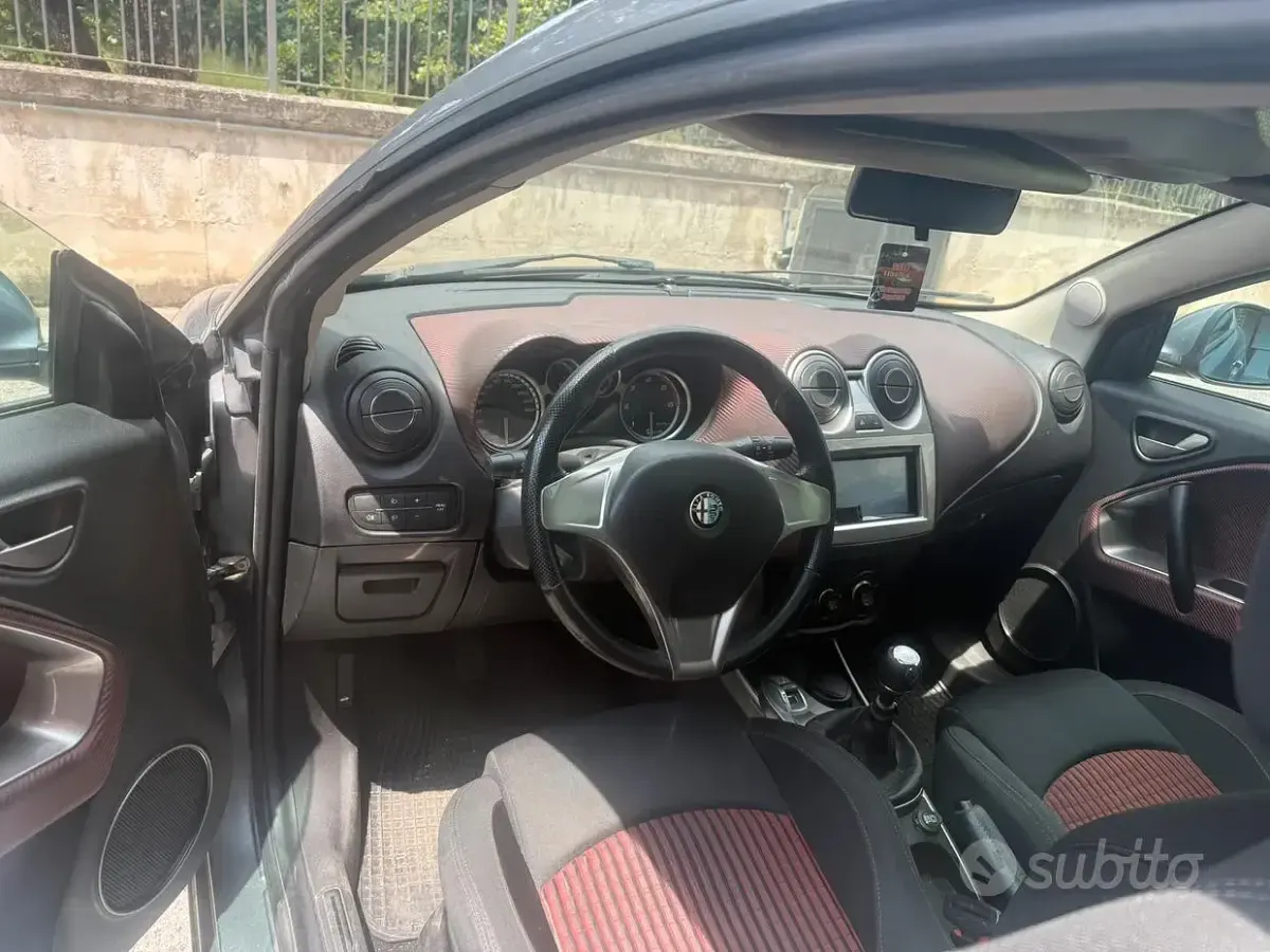Usata Alfa Romeo MiTo 120 CV (88 kW) 2009 Grigio Utilitaria