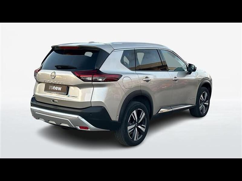 Begagnad Nissan X-Trail Tekna 204 HK (150 kW) 2023 Gul SUV