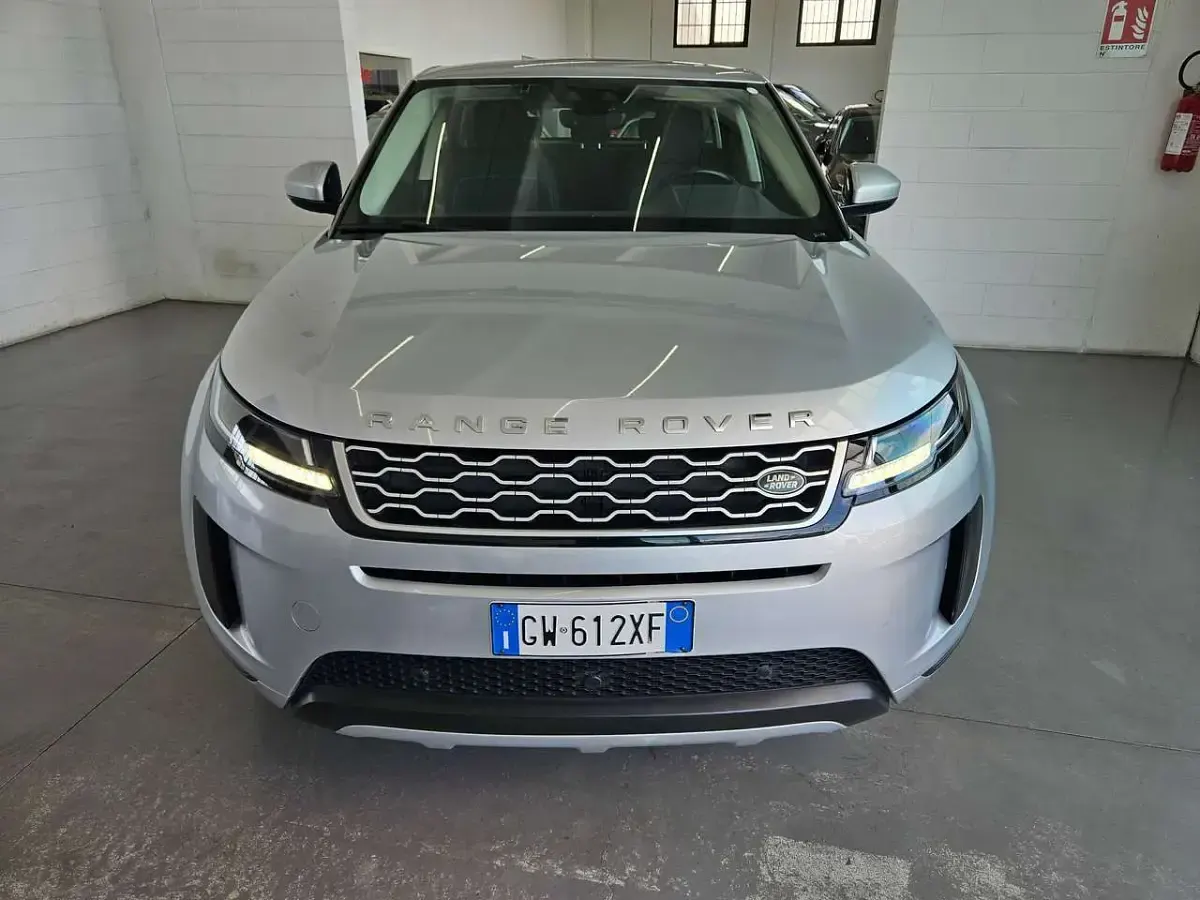 Usata Land Rover Range Rover evoque R-Dynamic 150 CV (110 kW) 2019 Argento SUV