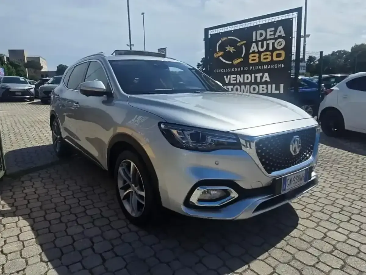 Usata MG HS Comfort 162 CV (119 kW) 2023 Argento SUV