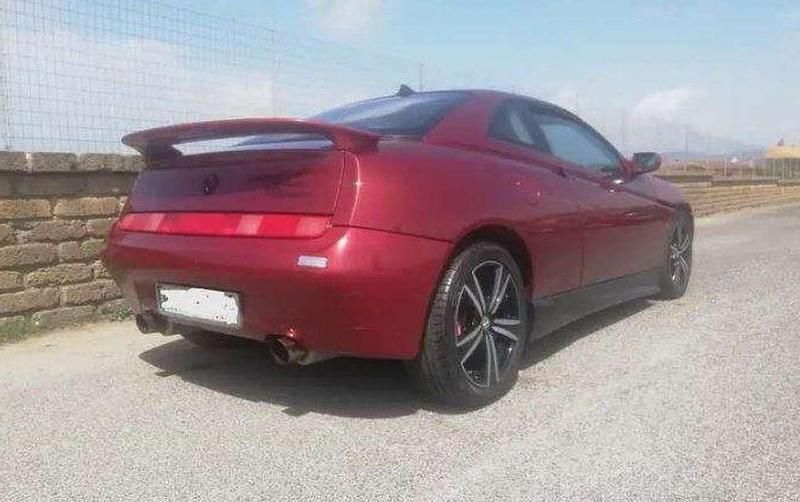 Usata Alfa Romeo GTV 201 CV (147 kW) 1996 Coupé