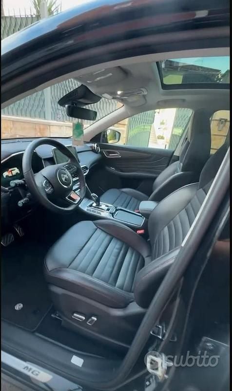Usata MG HS Luxury 2024 Nero SUV