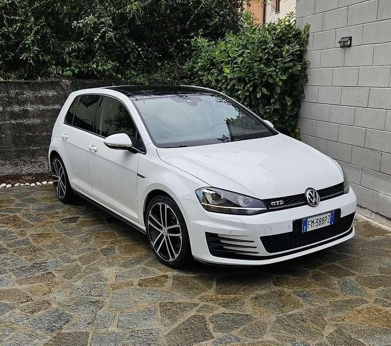Usata VW Golf VII Sportline 184 CV (135 kW) 2016 Berlina