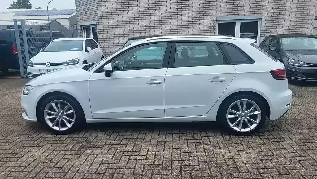 Usata Audi A3 Sport 116 CV (85 kW) 2019 Bianco Berlina